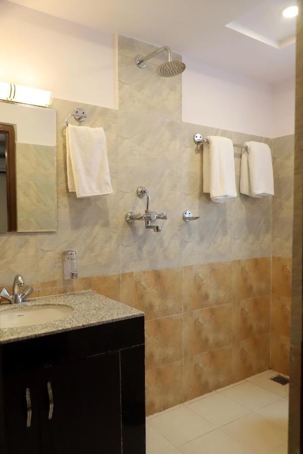 קטמנדו Hotel Pipal Tree מראה חיצוני תמונה