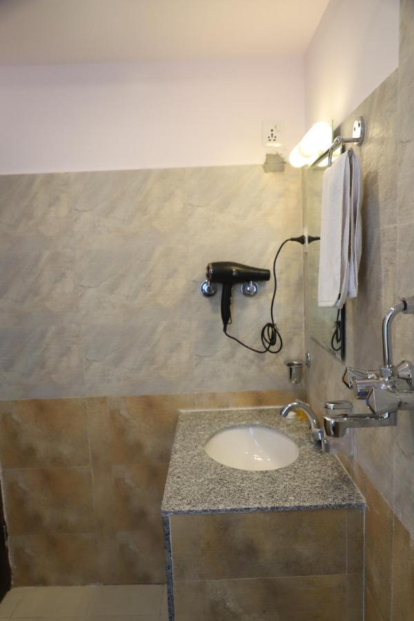 קטמנדו Hotel Pipal Tree מראה חיצוני תמונה