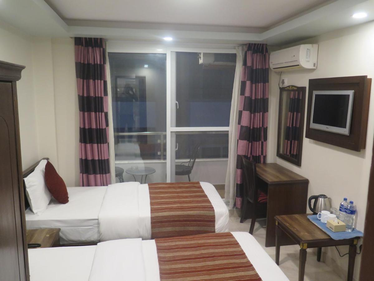 קטמנדו Hotel Pipal Tree מראה חיצוני תמונה